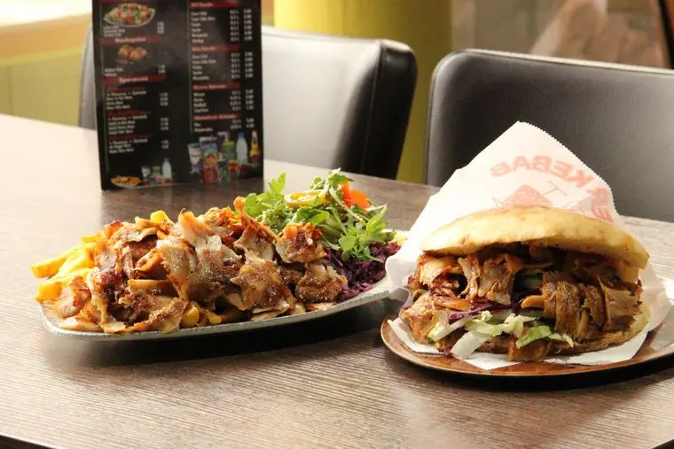 Frisch zubereitetes Gericht im Istanbul Restaurant
